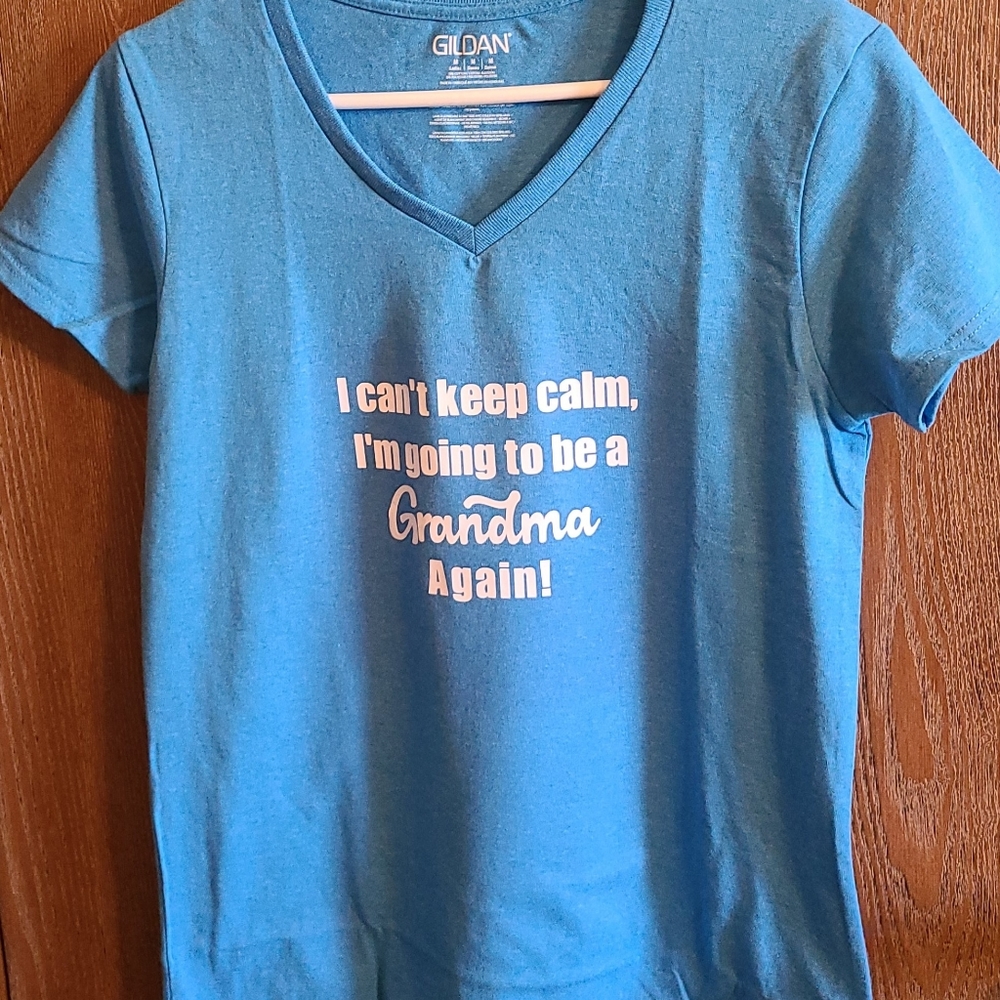 Grandma Announcement Tee